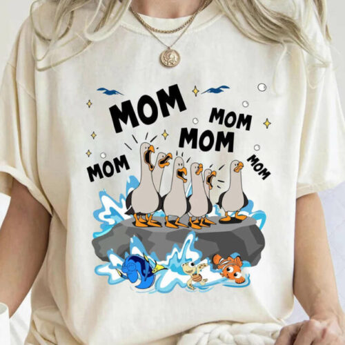 Mom Mom Mom Ocean Life Seagull T-shirt