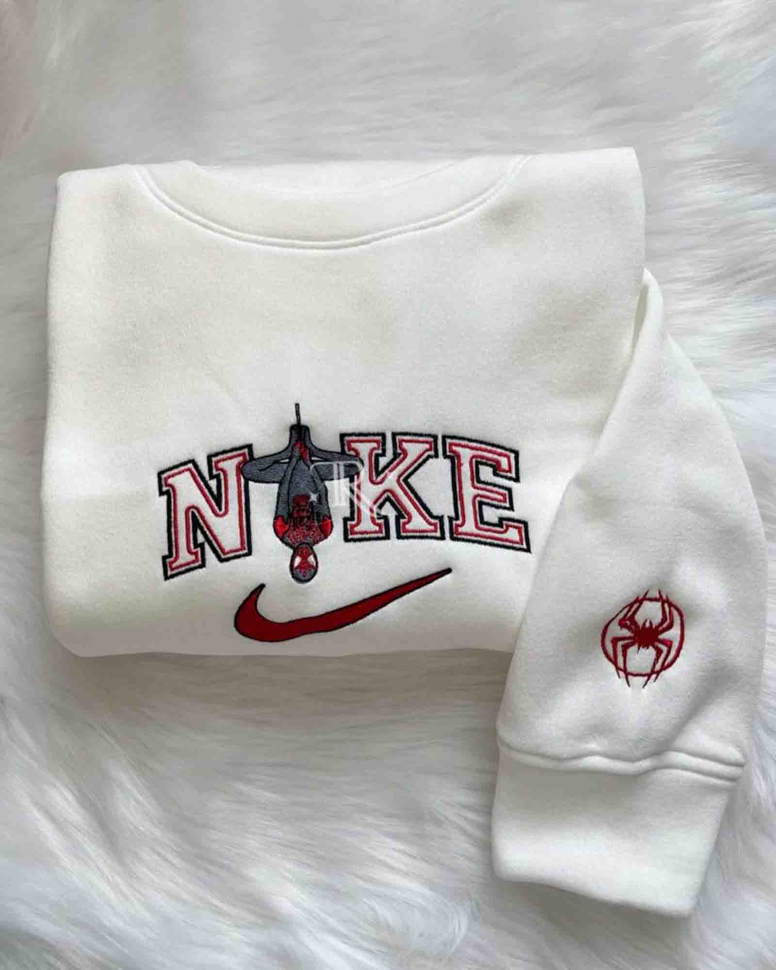 Spider Man – Embroidered Crew Spider Man – Embroidered Crew