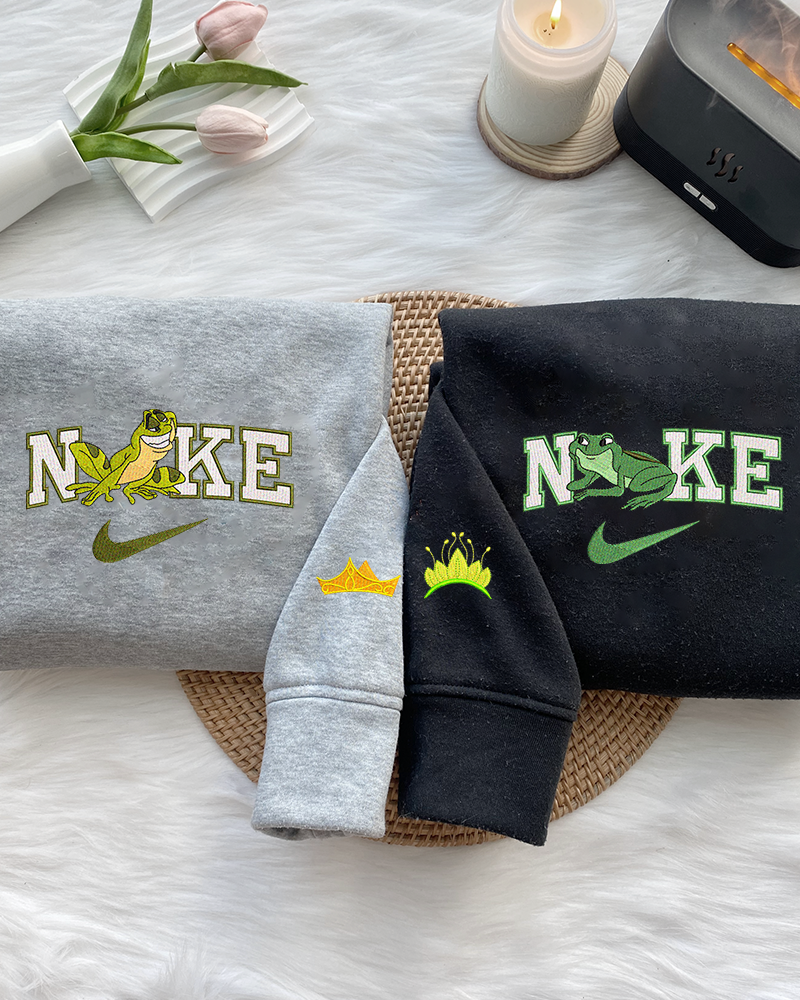 Tiana & Naveen Frog (Ver 2) – Embroidered Shirt Tiana & Naveen Frog (Ver 2) – Embroidered Shirt