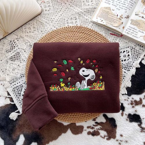 Snoopy Fall – Embroidered Sweatshirt/Hoodie/T-shirt