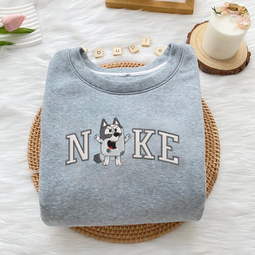 Muffin Socks Bluey – Embroidered Sweatshirt