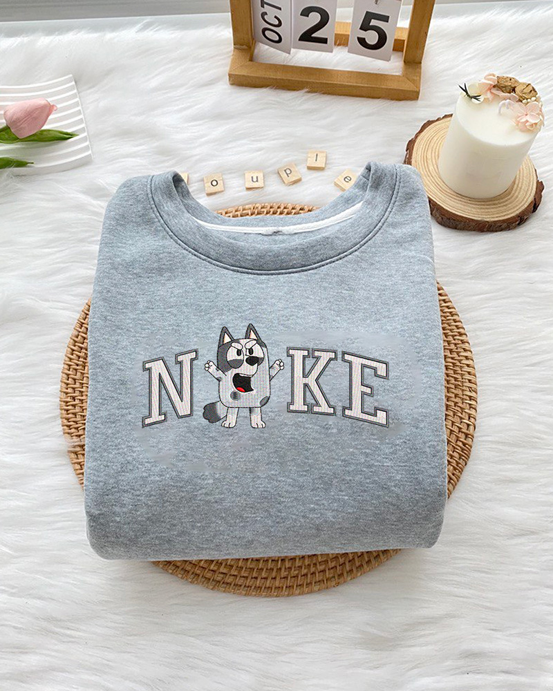 Muffin Socks Bluey – Embroidered Sweatshirt Muffin Socks Bluey – Embroidered Sweatshirt