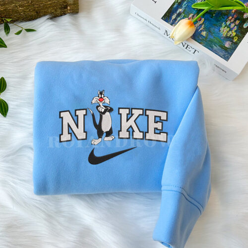 Tweety and Sylvester (Looney Tunes) – Embroidered Shirt