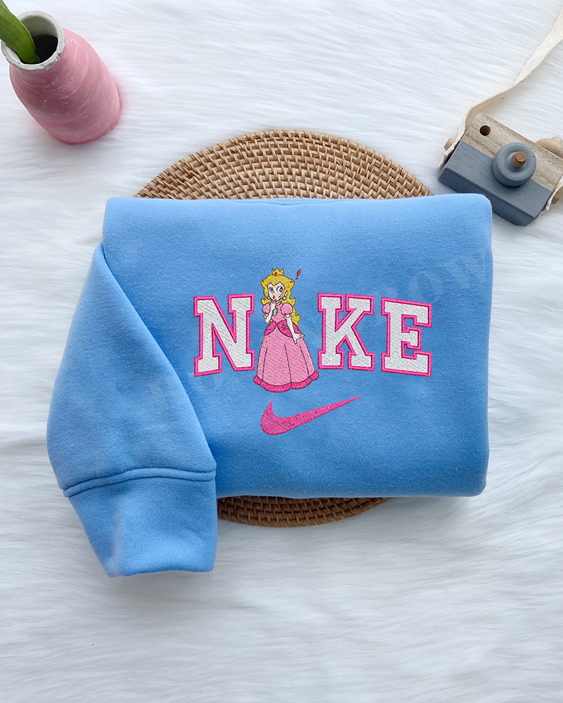 Mario and Princess Peach – Embroidered Shirt Mario and Princess Peach – Embroidered Shirt