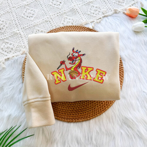Mushu – Embroidered Sweatshirt