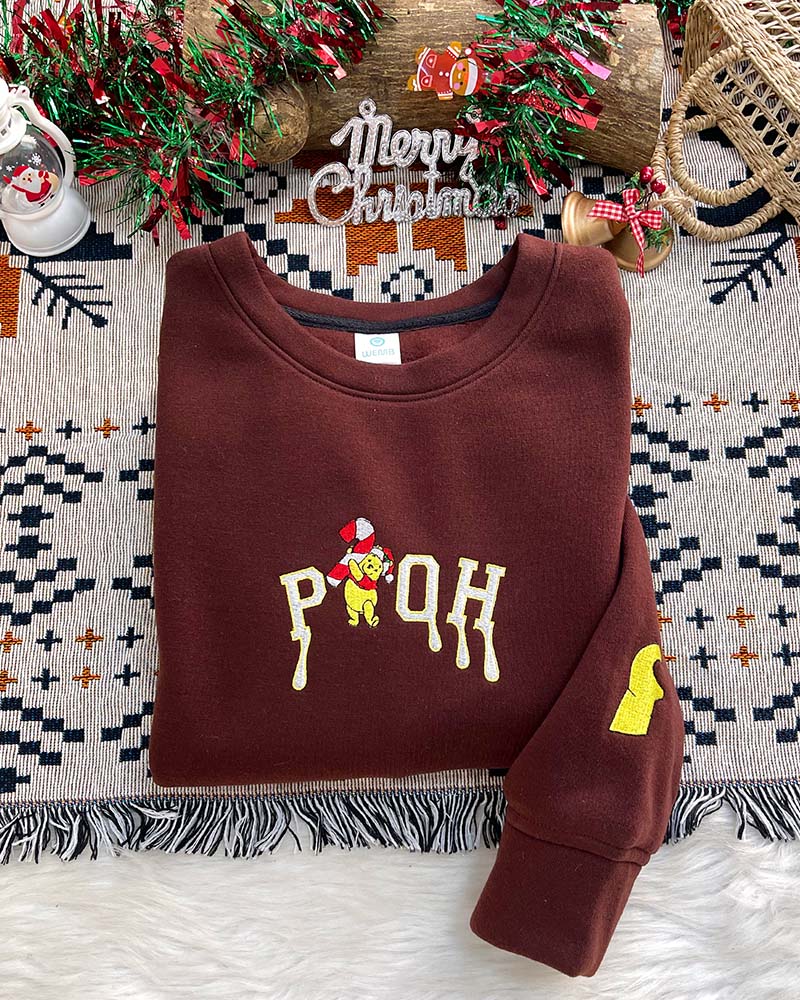Winnie the Pooh Christmas – Embroidered Youth Sweatshirt/Hoodie/T-shirt Winnie the Pooh Christmas – Embroidered Youth Sweatshirt/Hoodie/T-shirt