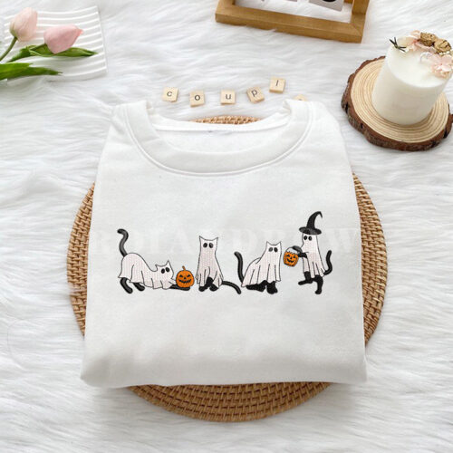 Cat Haloween – Embroidered Sweatshirt