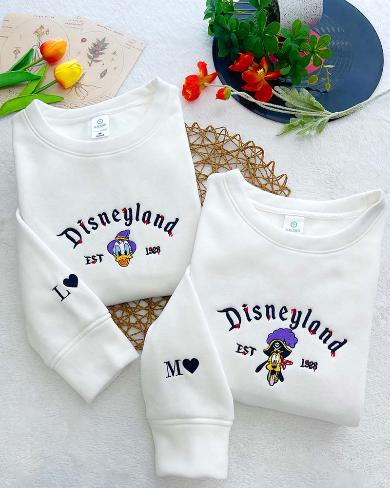 Disneyland Donald Duck & Goofy – Embroidered Sweatshirt/Hoodie/T-shirt Disneyland Donald Duck & Goofy – Embroidered Sweatshirt/Hoodie/T-shirt