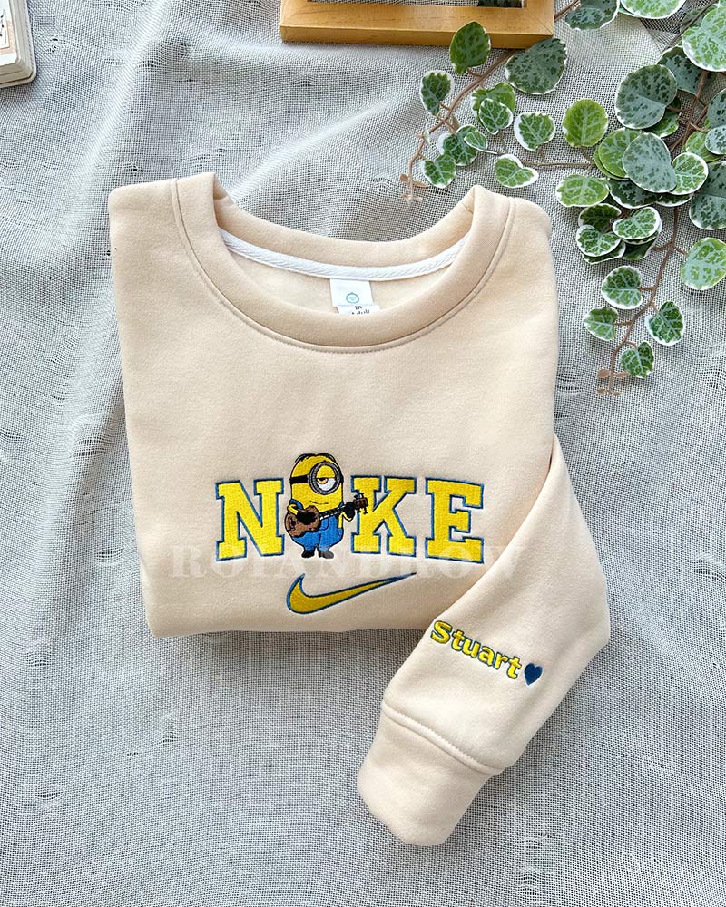 Kevin & Stuart & Bob (Minions) – Embroidered Sweatshirt Kevin & Stuart & Bob (Minions) – Embroidered Sweatshirt