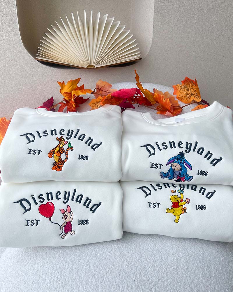 Winnie the Pooh – Embroidered Sweatshirt/Hoodie/T-shirt Winnie the Pooh – Embroidered Sweatshirt/Hoodie/T-shirt