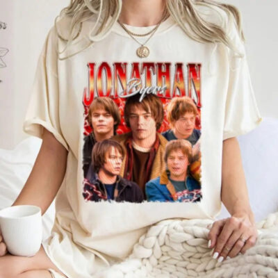 Retro Jonathan Byers T-Shirt, Strangerthings Movie Retro Jonathan Byers T-Shirt, Strangerthings Movie